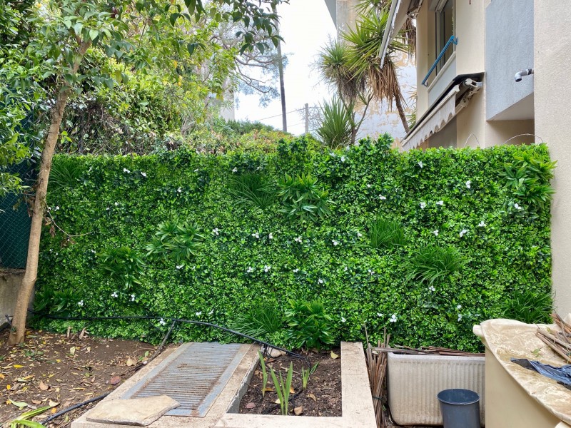 Réfection et aménagement d’un petit jardin urbain dans une propriété à Antibes
